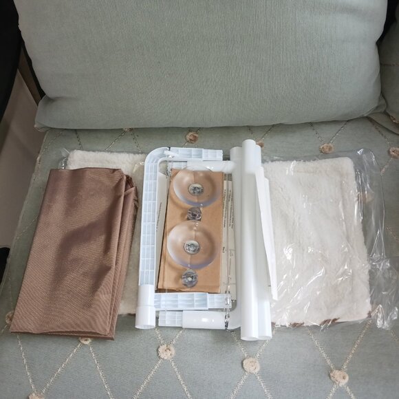 NEW Oster Sunny Seat Window Mount Cat Bed Hammock  Perch - Picture 3 of 9